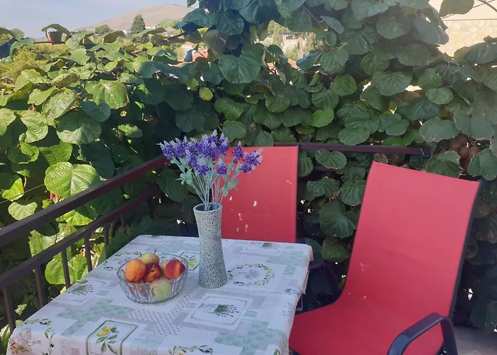 Fuer Vier Personen- Mit Einem Balkon By Interhome